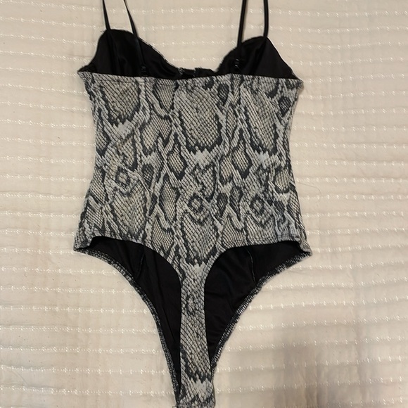 AFRM bodysuit - Picture 2 of 2